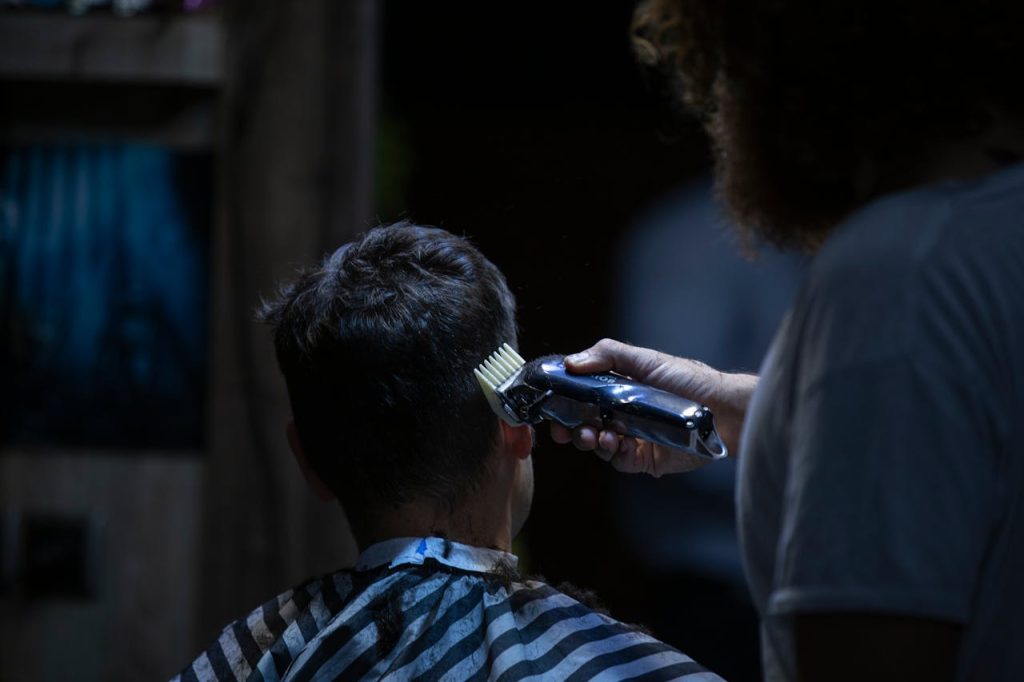Kenapa SMA Tidak Boleh Rambut Panjang?