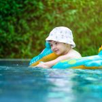 9 Tips Aman Berenang Saat Puasa di Bulan Ramadhan