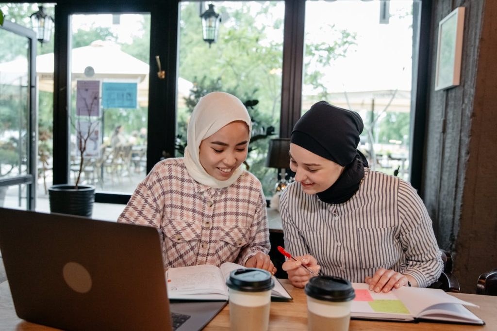 Inilah Mapel Penentu SNBP Jurusan IPS yang Sering Jadi Penilaian Utama Kampus